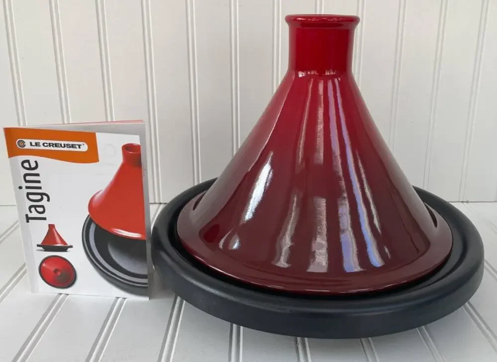 Le Creuset 4 Qt Cherry Red Enameled Cast Iron Tagine Model 441
